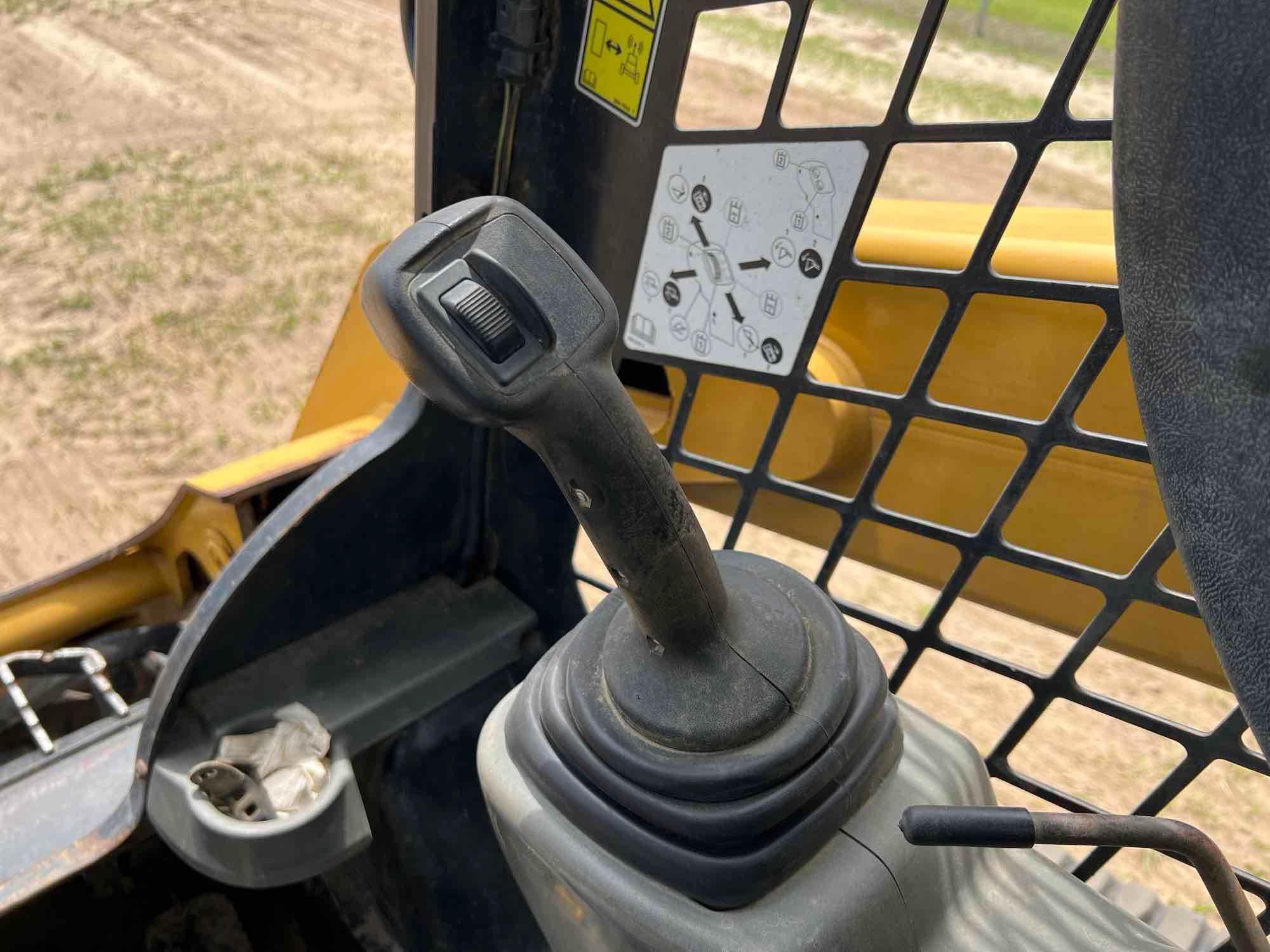 2019 CATERPILLAR 259D SKID STEER