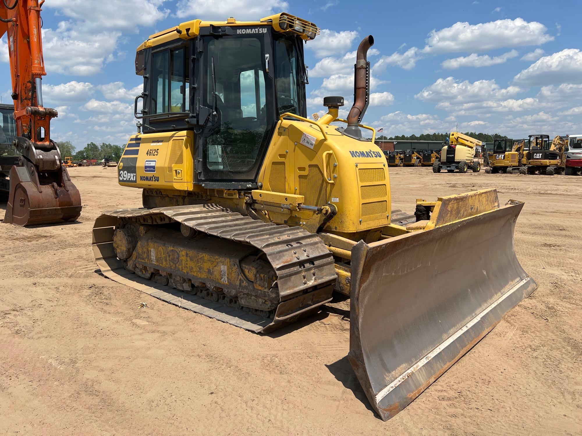 2019 KOMATSU D39PXi-24 CRAWLER DOZER