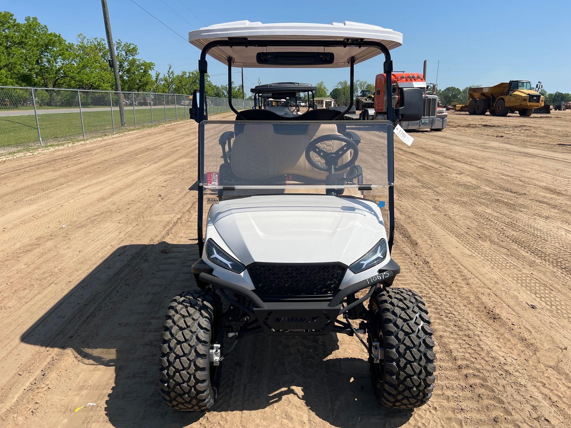 2023 MAD JAX X40L ELECTRIC GOLF CART