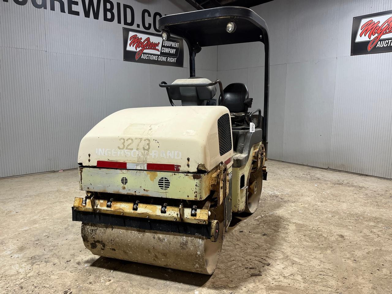 Ingersoll Rand DD-28HF Compactor