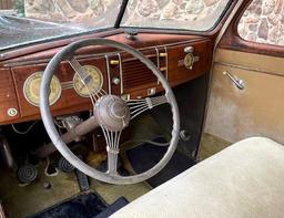 1939 Ford Deluxe 2 Door