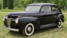1941 Ford Deluxe Tudor Sedan