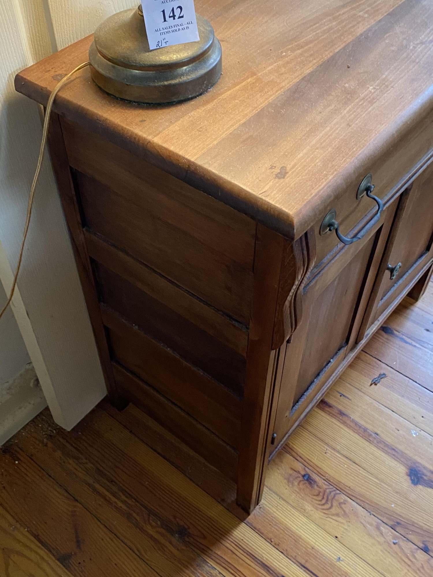 WASHSTAND WITH DRAWER & CABINET