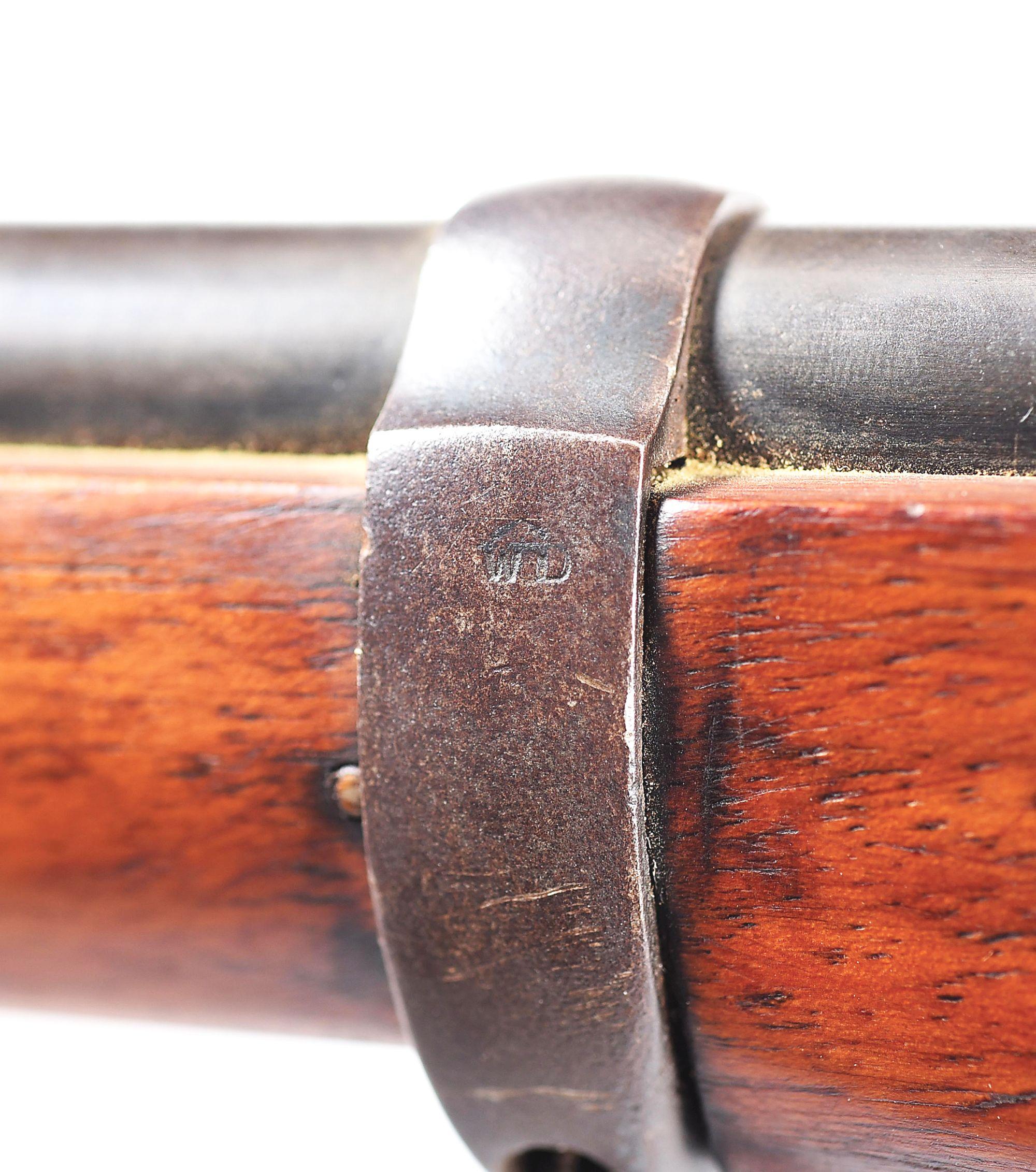 (A) SCARCE EARLY ENFIELD LEE-METFORD MK II BOLT ACTION RIFLE.