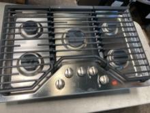 GE Profile 30" Built-In Gas Cooktop with 5 Burners*PREVIOUSLY INSTALLED*