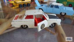 Dinky Toys Ford Cortina and Lincoln Continental, made in England