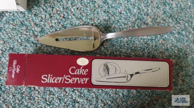Oneida serving pieces, cake server and handcrafted knife