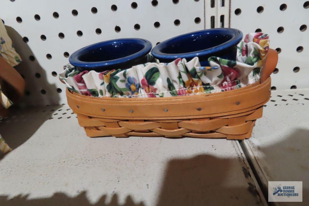 Longaberger assorted small baskets and star pottery