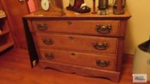 Vintage oak...chest of drawers