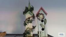 Lot of decorative bird houses and nest