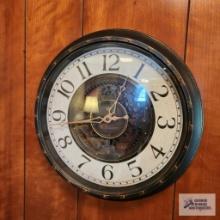 Sterling and Noble number 9 decorative battery powered clock