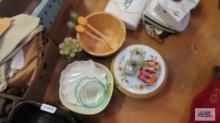 Pineapple candle, wooden salad bowl set, cake plate and etc