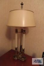 Triple candlestick lamp with brass base