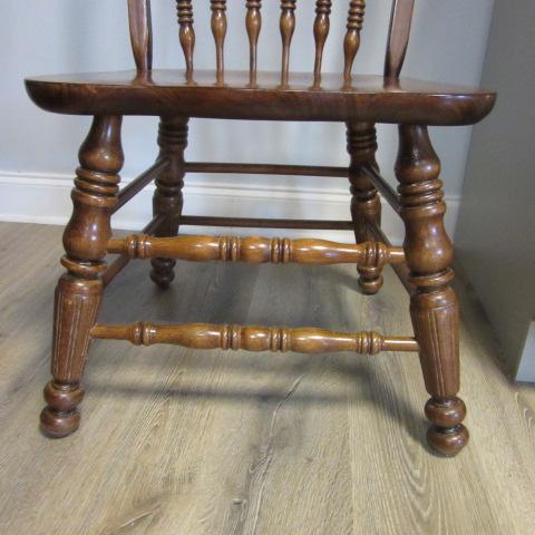 Oak Center Pedestal Table, Two Armchairs, Four Side Chairs and 24" Leaf