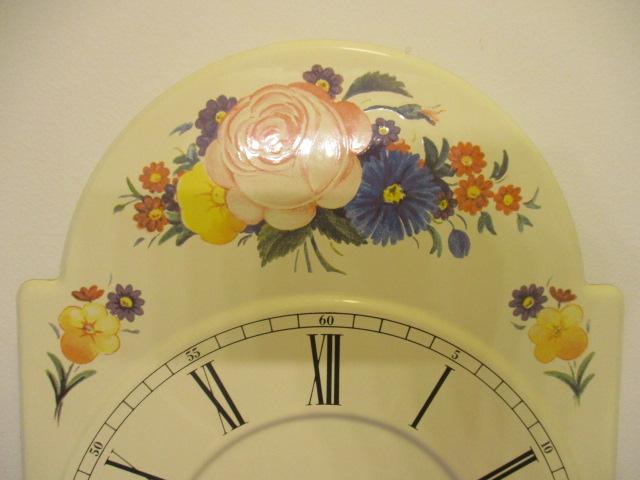 Porcelain Octagonal Bowl 8 Day Clock and Enamel Quartz Clock