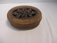 Woven Lidded Basket Trinket Box with Carved Wood Turtle and Frog Insert