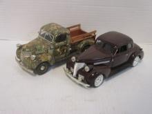 Two 1:24 Scale Diecast Cars