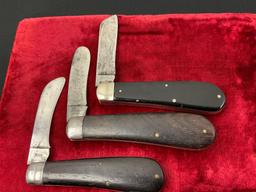 Trio of Vintage Remington Folding Pocket Knives, Mini Trapper & Pair of Draw Knives