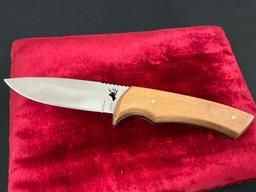 Buck Knives 728 Whitetail Deer Collectible Fixed Blade Knife With Sheath & Presentation Case