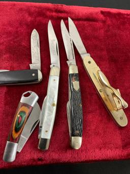 6x Assorted Pocket Knives, Queen Steel, Acheson, Frost Cutlery, & Unique Tie Clip Knife