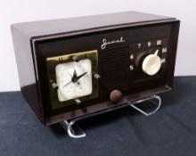 Jewel Clock Radio - Bakelite Case, Clock Is Sessions, 11½"x6"x6¼", Working