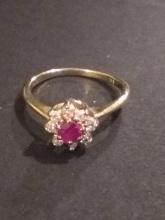 14 kt. gold Ring with Rhinestone and Ruby