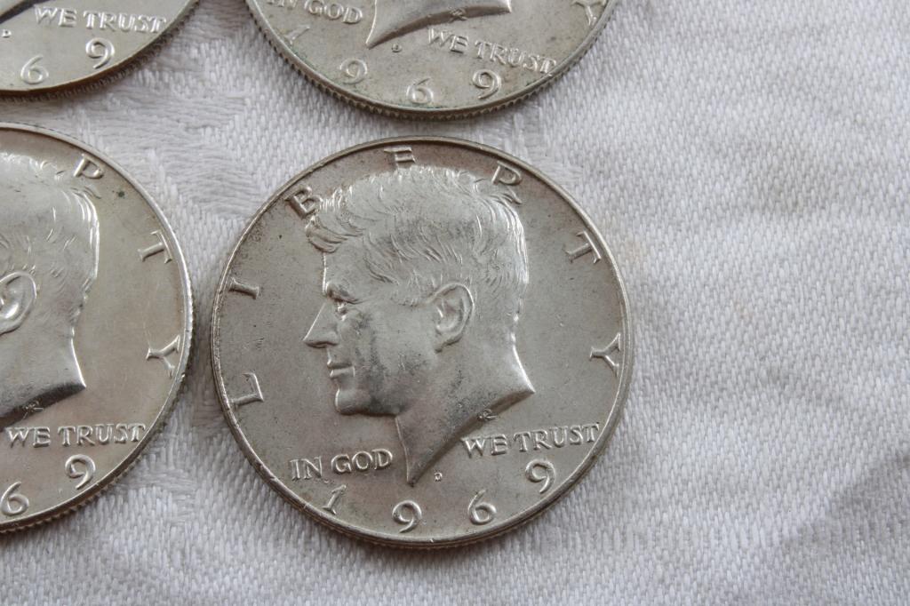 10 40% Silver 1968 & 1969 Kennedy Half Dollars