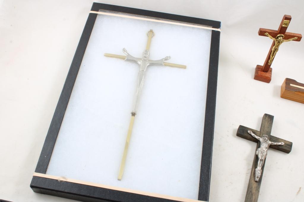11 Crucifix Crosses With Riker Cases