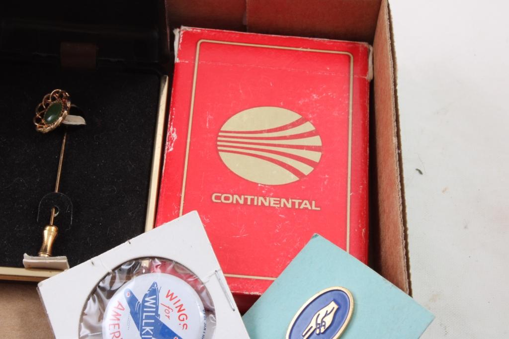 Jewelry, Pinbacks, Continental Airlines Cards