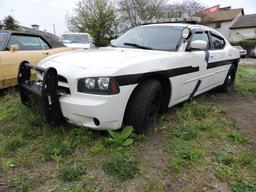 2008 Dodge Charger HEMI V8 - Fully Loaded Former Police Cruiser