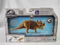 Mattel Jurassic World Triceratops NIP