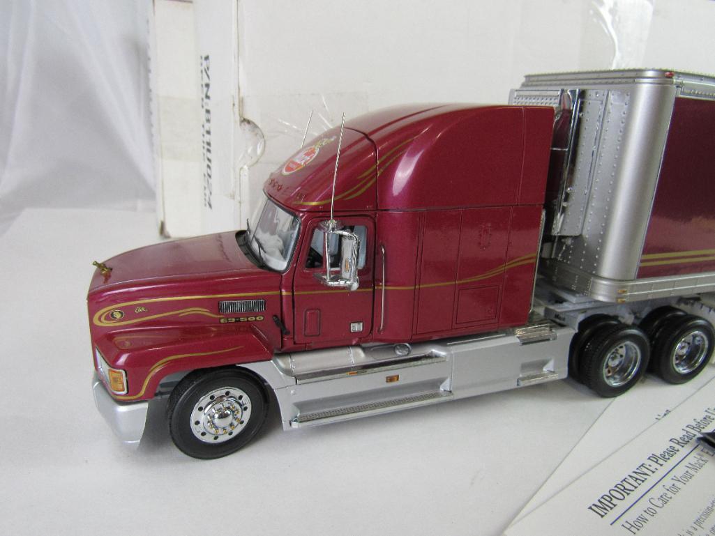 Franklin Mint 1993 MACK Elite CL 613 Tractor Trailer Semi Truck 1:32 in Original Box