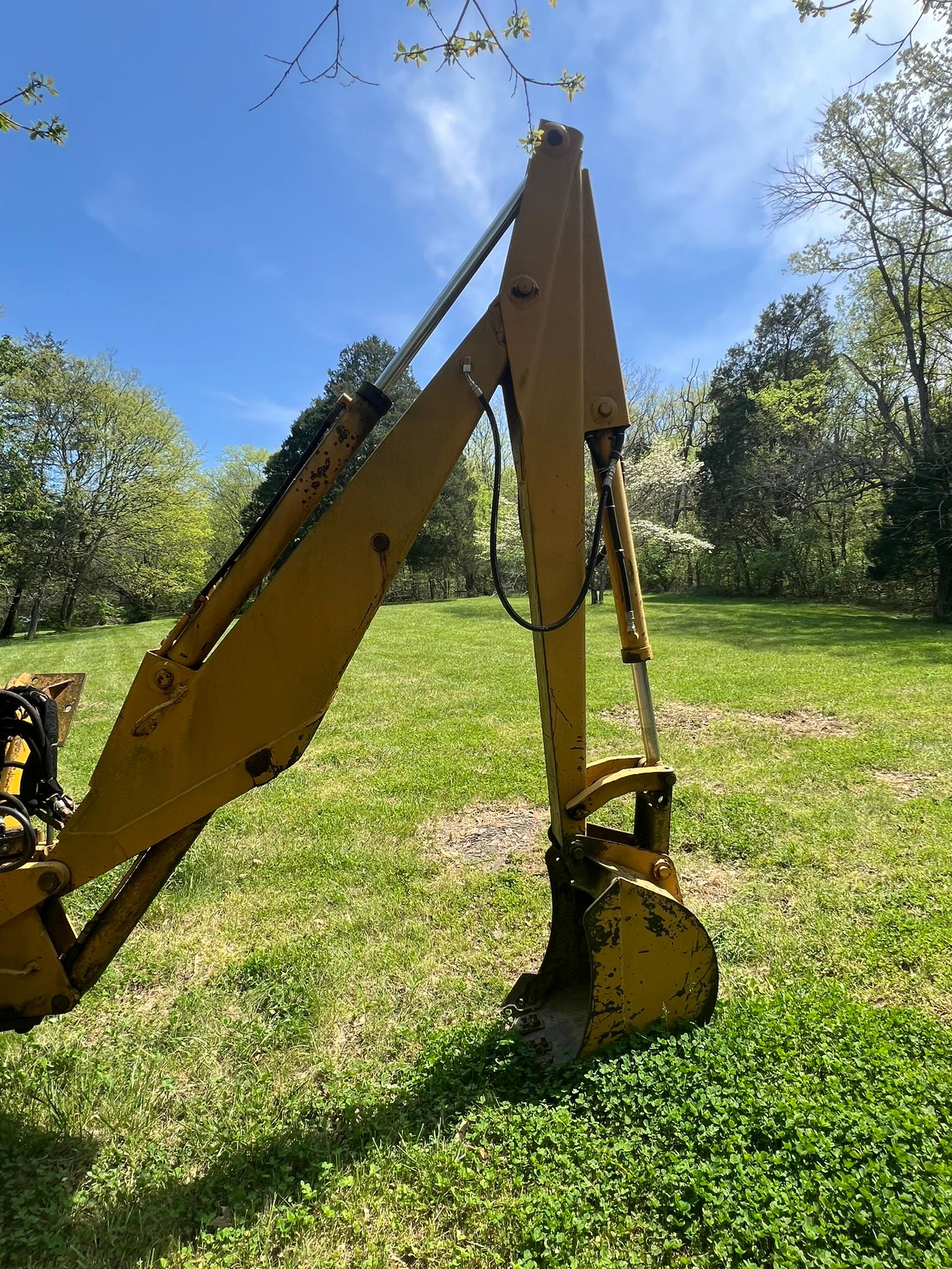 International 3616 Diesel Backhoe