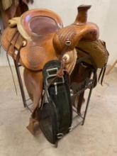 16" Leather Ralph Shimon Co Handmade horse saddle, 34" Weaver Leather Smart cinch & saddle bag