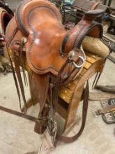 16" Leatger McClintock saddle with 32" Classic Equine cinch