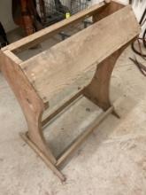 Wood horse stand 32 x 12 x 24