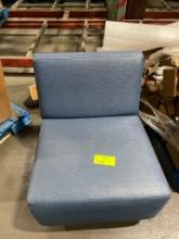 18-59-04-FL Blue chair