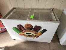 Commercial Glass Top Display Chest Freezer