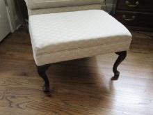 Golden Chair Co Furniture Queen Anne Style Foot Stool Ottoman Mahogany Legs