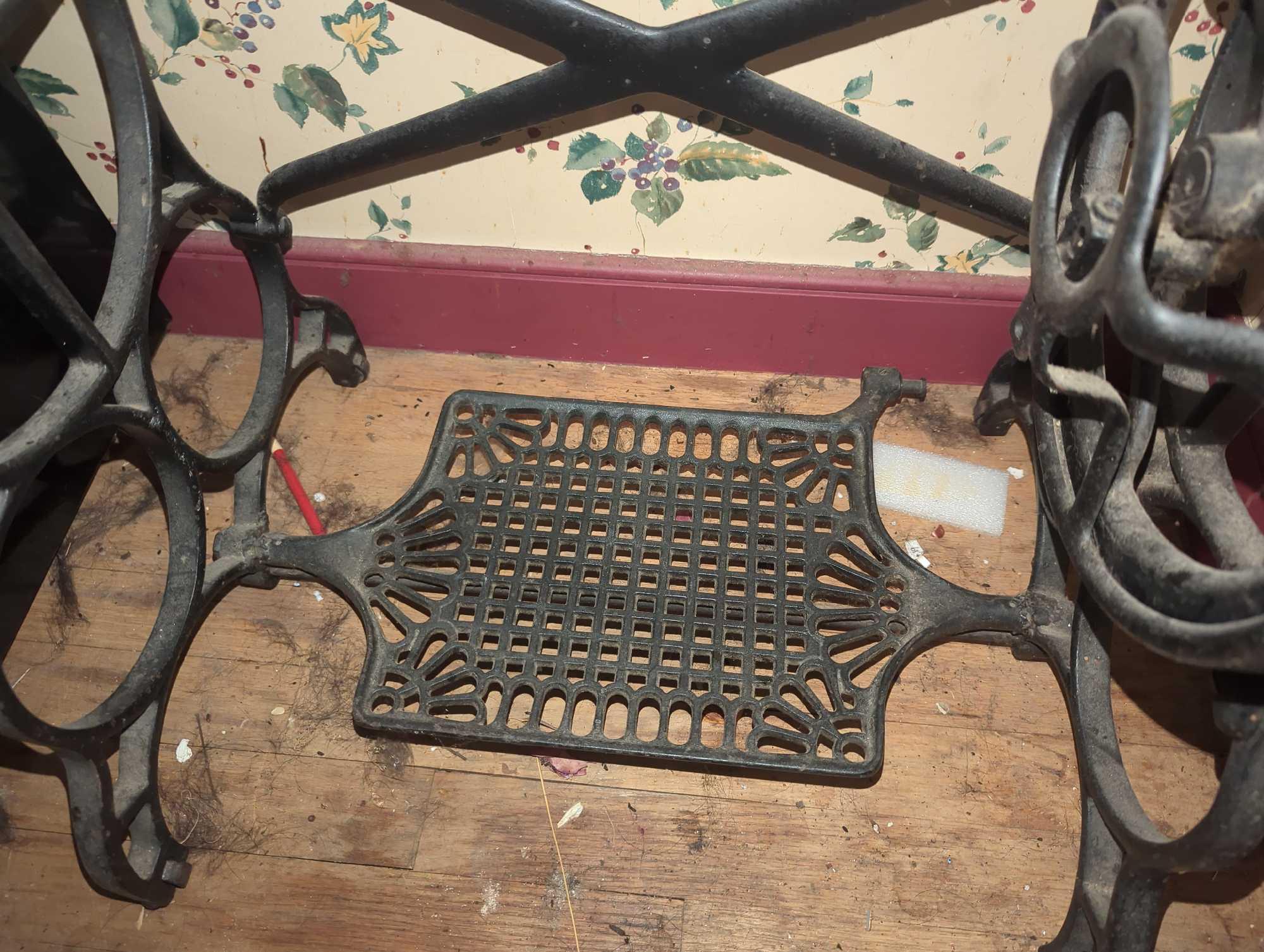 (DR) OLD STYLE SEWING MACHINE TABLE, TABLE TOP HAS SOME DAMAGE, APPROXIMATE DIMENSIONS - 30" H X 30"
