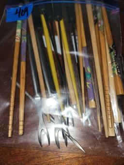 Assortment of Chopsticks $1 STS