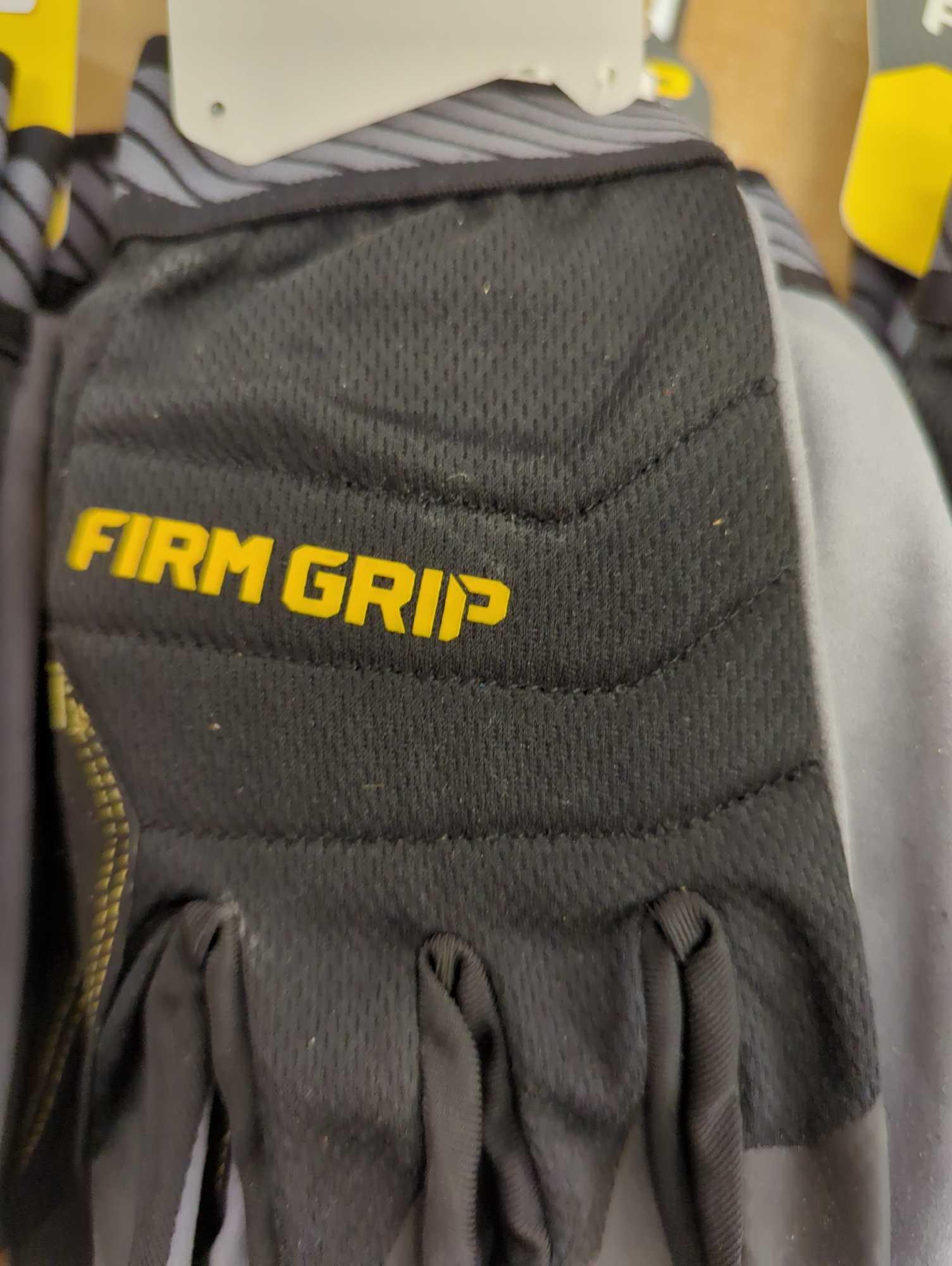 Lot of 3 Packs of FIRM GRIP Large Flex Cuff Outdoor and Work Gloves (2-Pack), Appears to be New