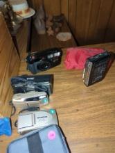 (LR) LOT OF 5 ITEMS TO INCLUDE, AIWA CASSETTE RECORDER, OLYMPUS Z00M60, AND Z00M75, CHINON 35 FX