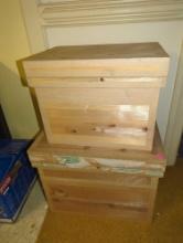 (DR) LOT OF 2 WOODEN SHIPPING CRATES, SMALLER ONE APPROXIMATELY MEASURES 13" H X 17 W X 11.5" D,