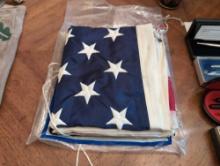 (DR) AMVETS NATIONAL SERVICE FOUNDATION AMERICAN FLAG. COMES IN BAG.