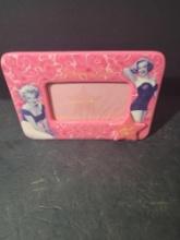 vintage Marylin Monroe picture frame $5 STS