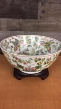 ANTIQUE CHINESE HANDPAINTED BUTTERFLY WEDDING BOWL