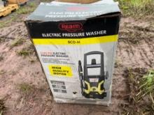 REALM 2100PSI PRESSURE WASHER electric powered.
