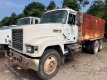 1994 MACK CH613 WATER TRUCK VN:029775 powered by Mack diesel engine, equipped with Eaton Fuller 9