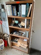 6X30X12 5-SHELF BOOKCASE W/CONTENTS: TRADE BOOKS, SAMPLES SUPPORT EQUIPMENT